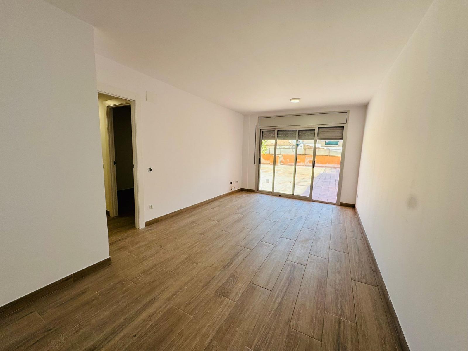 Piso 3 habitaciones Salt