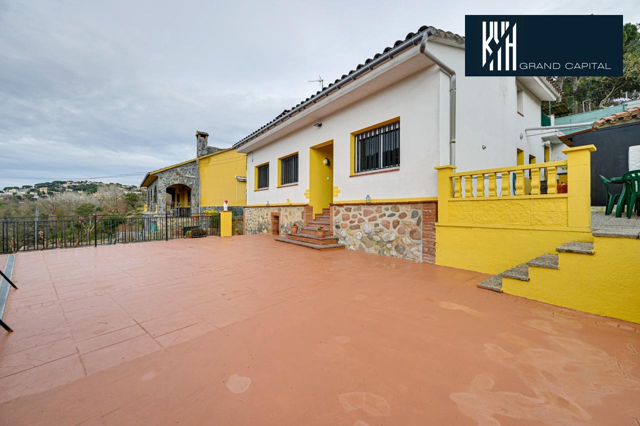 Casa Maçanet Park - Exterior