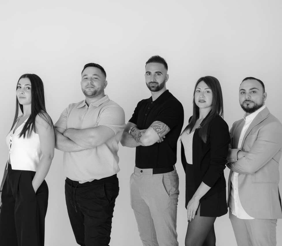 Contacto KyH Inmobiliaria Girona oficina inmobiliaria atención al cliente compra venta vivienda