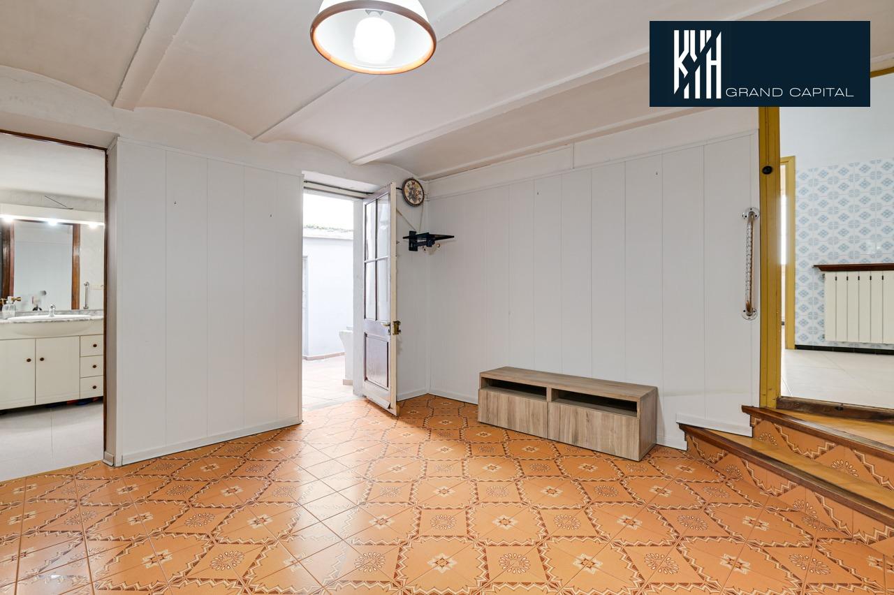 Bajo Barri Vell Salt - Interior